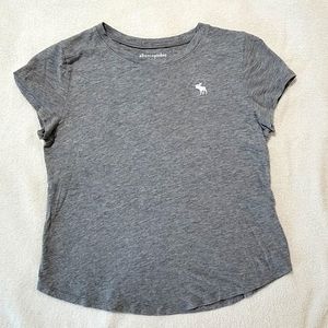 Abercrombie Kids Short Sleeved Tee Shirt. Girls 11/12. Gray